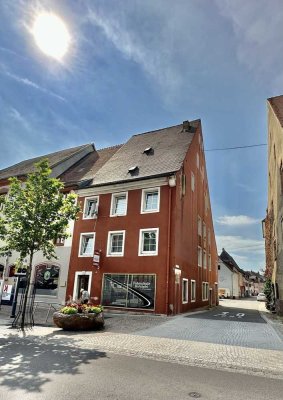 Denkmalgeschützes Wohn- und Geschäftshaus in der Innenstadt von Kenzingen