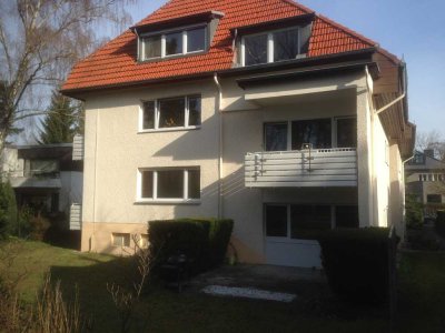 2 Zimmer  in ruhiger Lage zu vermieten