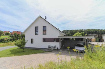 Traumhaftes Einfamilienhaus mit schönem Garten, Terrasse und Platz für die ganze Familie