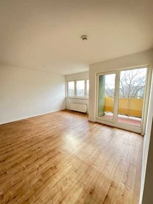 Schönes helles 2-Raum-Apartement in ruhiger Lage zu vermieten!