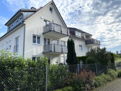 Gepflegte 3,5 Zi.-Wohnung mit Einbauküche und Balkon