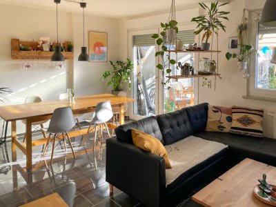 Helle 3-Zimmer-Wohnung mit Terrasse, Garten und Tiefgaragenstellplatz