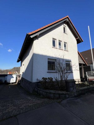 Schönes Zweifamilienhaus im Raum Arnsberg (Herdringen)