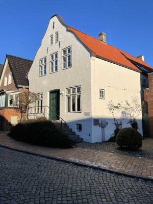 Denkmalgeschütztes Haus mit Geschichte in Bredstedt