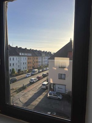 3-ZKB-Wohnung. Klassischer Altbau-Charme trifft auf perfekte Lage