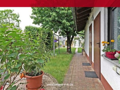 +++ Gartenliebhaber aufgepasst! Schön gelegenes EFH mit Terrasse, Garage und separatem Partyraum +++