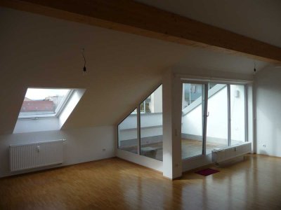 2-Zimmer-Dachgeschosswohnung inkl. Einbauküche in Germering von privat zu verkaufen