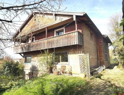 Zweifamilienhaus mit Garten und traumhaftem Ausblick