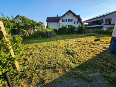 Renovierte 2 Zimmer Wohnung mit Garten