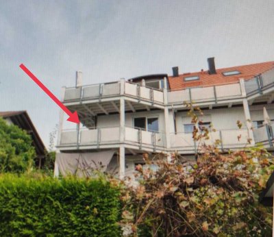 Großzügig, hell, zentral gelegen! 2-Zi-Whg mit schönem Westbalkon