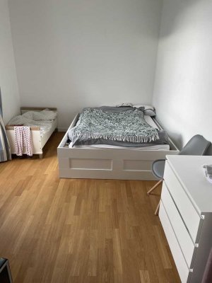 Nachmieter gesucht! Hochwertige 1,5 Zimmer Neubau Terassenwohnung mit EBK