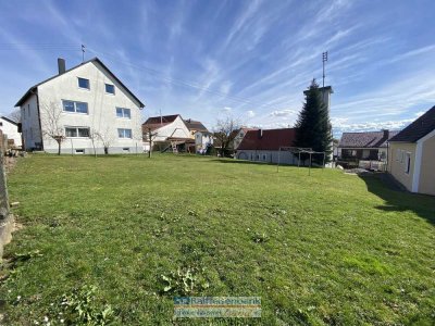 Hof mit Wohnhaus, Stadel, Garagen und Bauplatz / Freifläche in Rohrbach