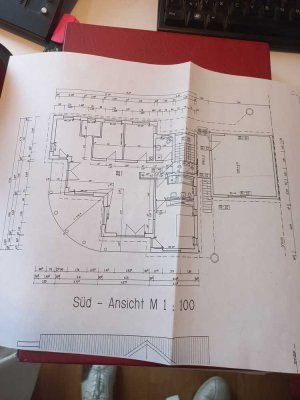 Freundliche 4-Zimmer-Wohnung mit gehobener Innenausstattung mit Balkon in Merklingen