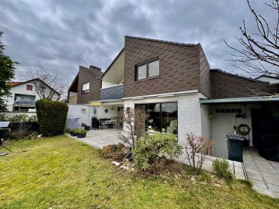 Ein Zuhause zum Wohlfühlen – 
Charmantes Einfamilienhaus mit Kamin, Garten & Garage