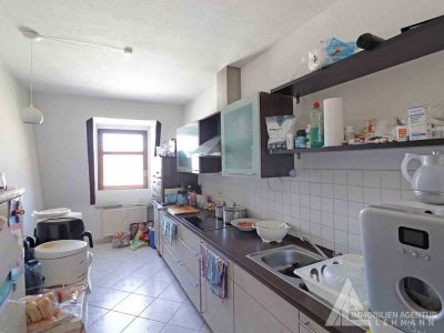 2-Raum-Wohnung in Zweinaundorfer Straße 18a Leipzig mit Balkon und Einbauküche