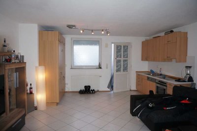 Großzügiges 1 Zimmer Appartement mit Einbauküche (Teilmöbliert)