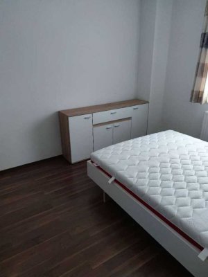 Geschmackvolle, modernisierte 1,5-Zimmer-Wohnung mit Balkon und Einbauküche in Gladbeck