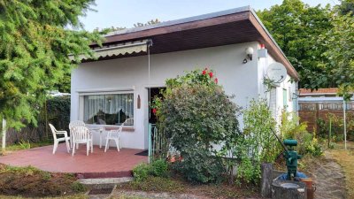 Massivgebauter Freizeit-Bungalow in Magdeburg Barleber See