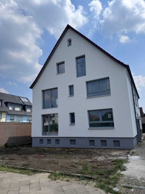 BEZUGSFERTIG: BO-Höntrop: modernisierte 2 Zi.-WHG mit Balkon! *PROVISIONSFREI*