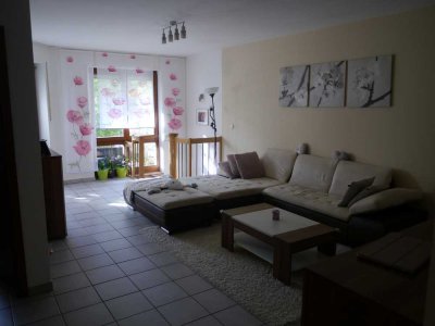 Stilvolle 3-Raum-EG-Wohnung mit Terrasse und EBK in Vaterstetten