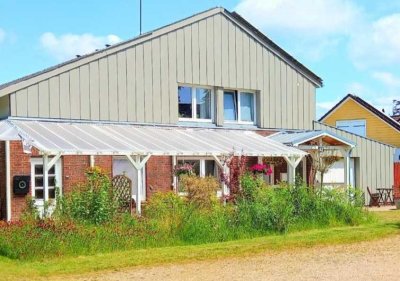 4-Zimmer-Wohnung mit Balkon, Wohnküche, 2 Bäder in Bordelum