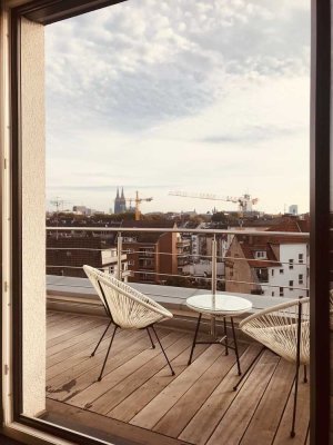 2-Zimmer-Penthouse mit Domblick und Dachterrasse