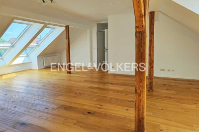 GROßZÜGIGE 3-ZIMMER-WOHNUNG MIT AUßERGEWÖHNLICHEM AUSBLICK