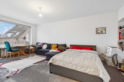 1-Zimmer-Wohnung mit Balkon, Einbauküche und Stellplatz vor der Tür - gute Kapitalanlage