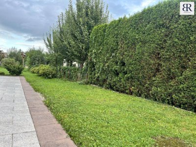 Premium Wohnen in Seekirchen: Doppelhaushälfte - Seenähe mit Garten + Carport