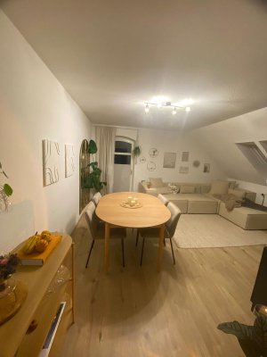 Gemütliche 3 Zimmer-Dachgeschosswohnung in Wilhelmshöhe