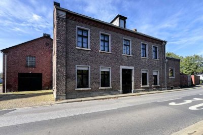 Investitionschance in Heinsberg-Randerath: Wohnhaus mit Altbaucharme, Büro und Industrieflächen