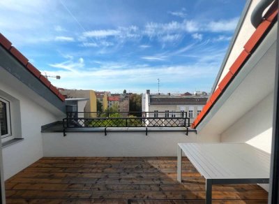 Erstbezug nach Sanierung Luxus Küche und Terrasse voll möblierte 4-Zimmer Wohnung Charlottenburg