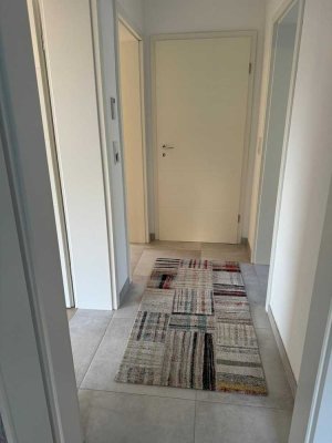 Geschmackvolle 2-Zimmer-Erdgeschosswohnung mit Balkon in Saulheim