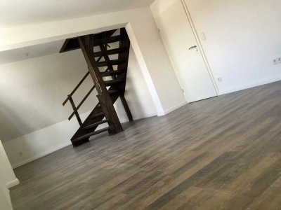 Vollständig renovierte Wohnung mit dreieinhalb Zimmern und EBK in Grafenau