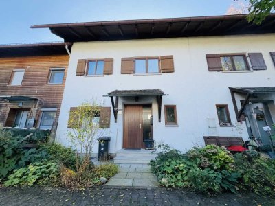 Familienfreundliches, helles Reihenmittelhaus mit einladendem Garten