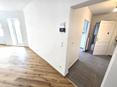 ++NEUBAU+ Erstbezug + Charmante Dachgeschosswohnung + + Unter Sankt Veit U-BAHN + +