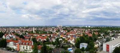 Helle Wohnung - 3 Zimmer, Küche, Bad, Balkon mit Weitblick