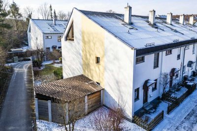 Sofort bezugsfrei! Großzügiges Reiheneckhaus mit sonnigem Süd-Garten