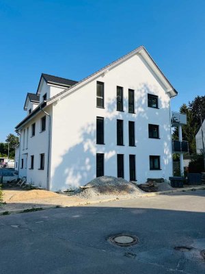 Neubau-Erstbezug! Hochwertige 3-Zimmer-Dachgeschosswohnung in Herford-nähe Stiftberg!