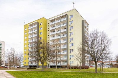 Für Senioren: 2-Raum-Wohnung mit Loggia und Aufzug + Betreuung im Haus