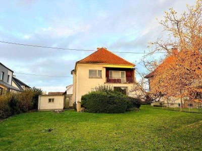 Gestalten Sie Ihr Traumhaus in Christkindl - Ein Paradies für Familien in Top Lage und großem Garten