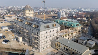 Charmanter Altbauflair trifft modernes Wohnen – 4-Zimmer-Wohnung mit Balkon in Traun!