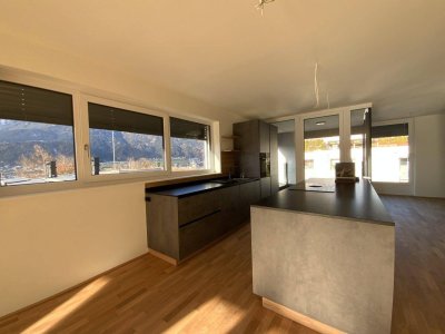 Miete - 2 Zimmerwohnung in Toplage mit Loggia und 1 TG-Stellplatz - Schwaz - Fernblick