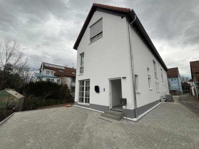 Erstbezug Neubau Doppelhaushälfte in Kenzingen