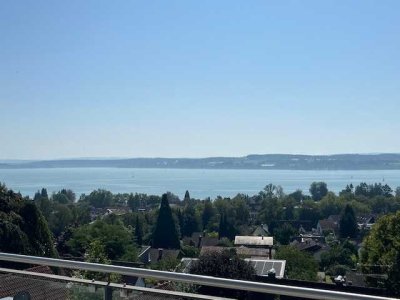 Überlingen-Nußdorf: Penthouse mit traumhafter See-Mainau-Bergsicht !