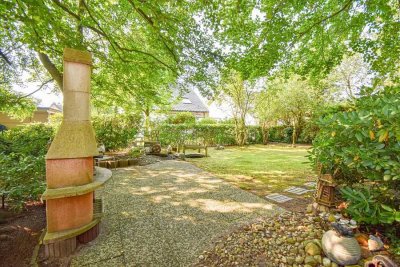 Großzügiges Einfamilienhaus mit schönem Garten in ruhiger Lage von Quickborn...