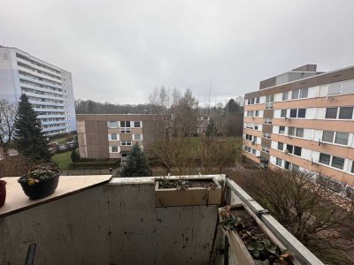 Modernisierte helle 3 Zimmer Wohnung in Hackenbroich im 3. OG!!!