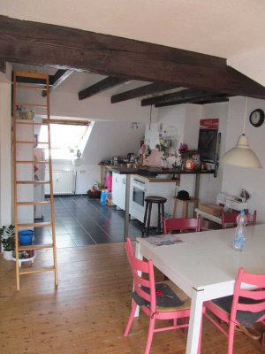 Loftartige Dachgeschosswohnung