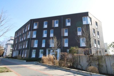 **Tolle Penthousewohnung mit EBK und eigenem Aufzug**