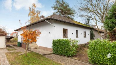 Charmantes Einfamilienhaus mit großem Garten und Potenzial in ruhiger Lage